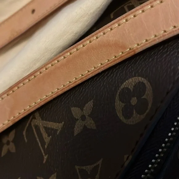 Louis Vuitton Monogram Tuileries Handbag - Picture 7 of 7